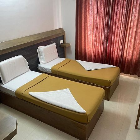 B Six Hotel Bangalore Exterior photo
