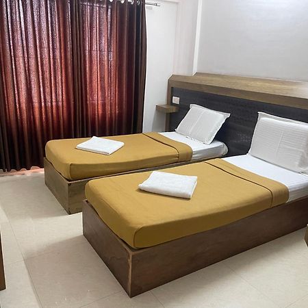 B Six Hotel Bangalore Exterior photo