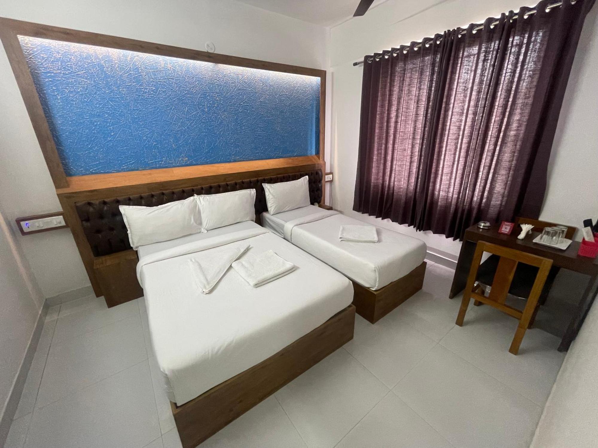 B Six Hotel Bangalore Exterior photo