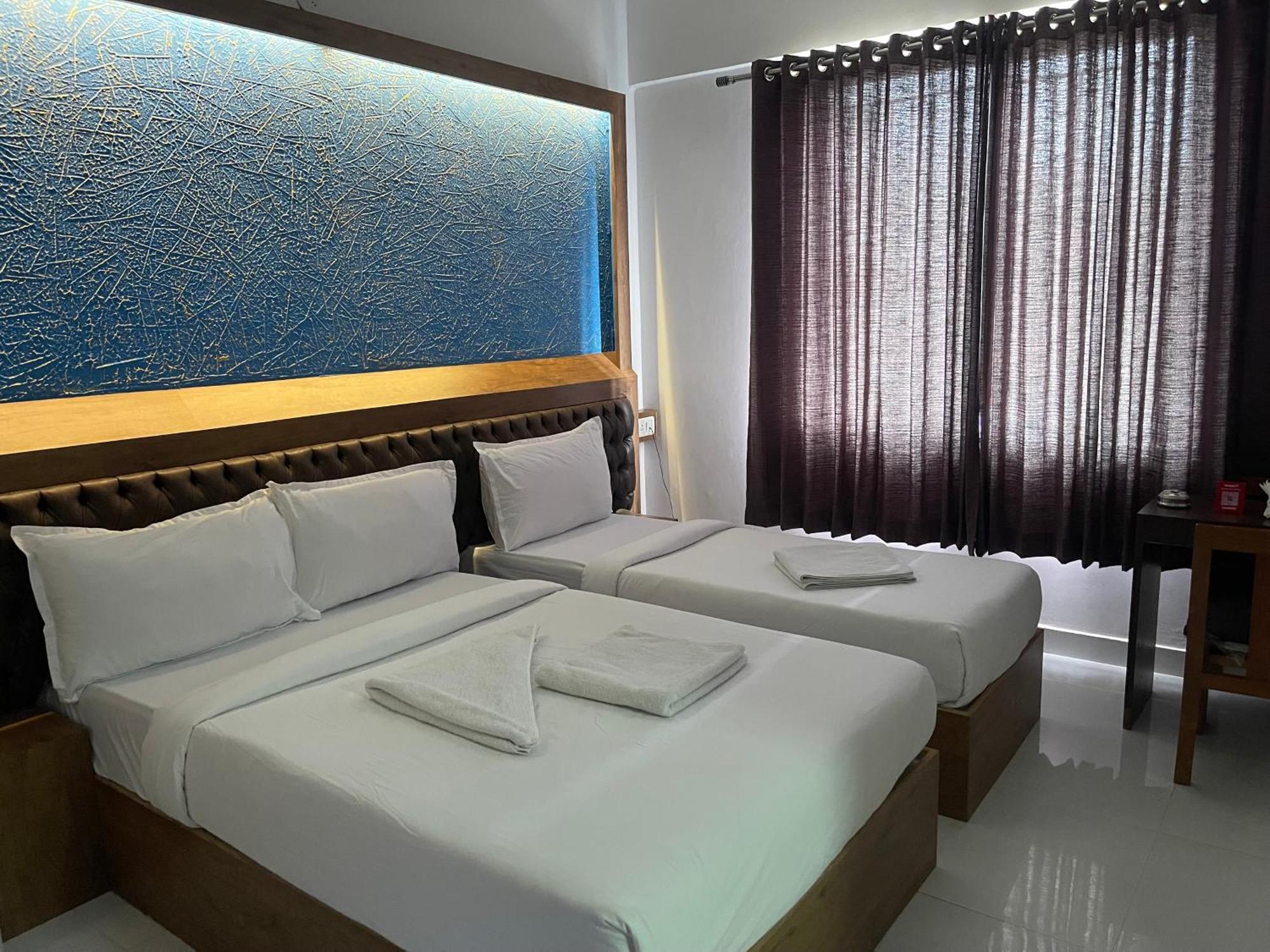 B Six Hotel Bangalore Exterior photo