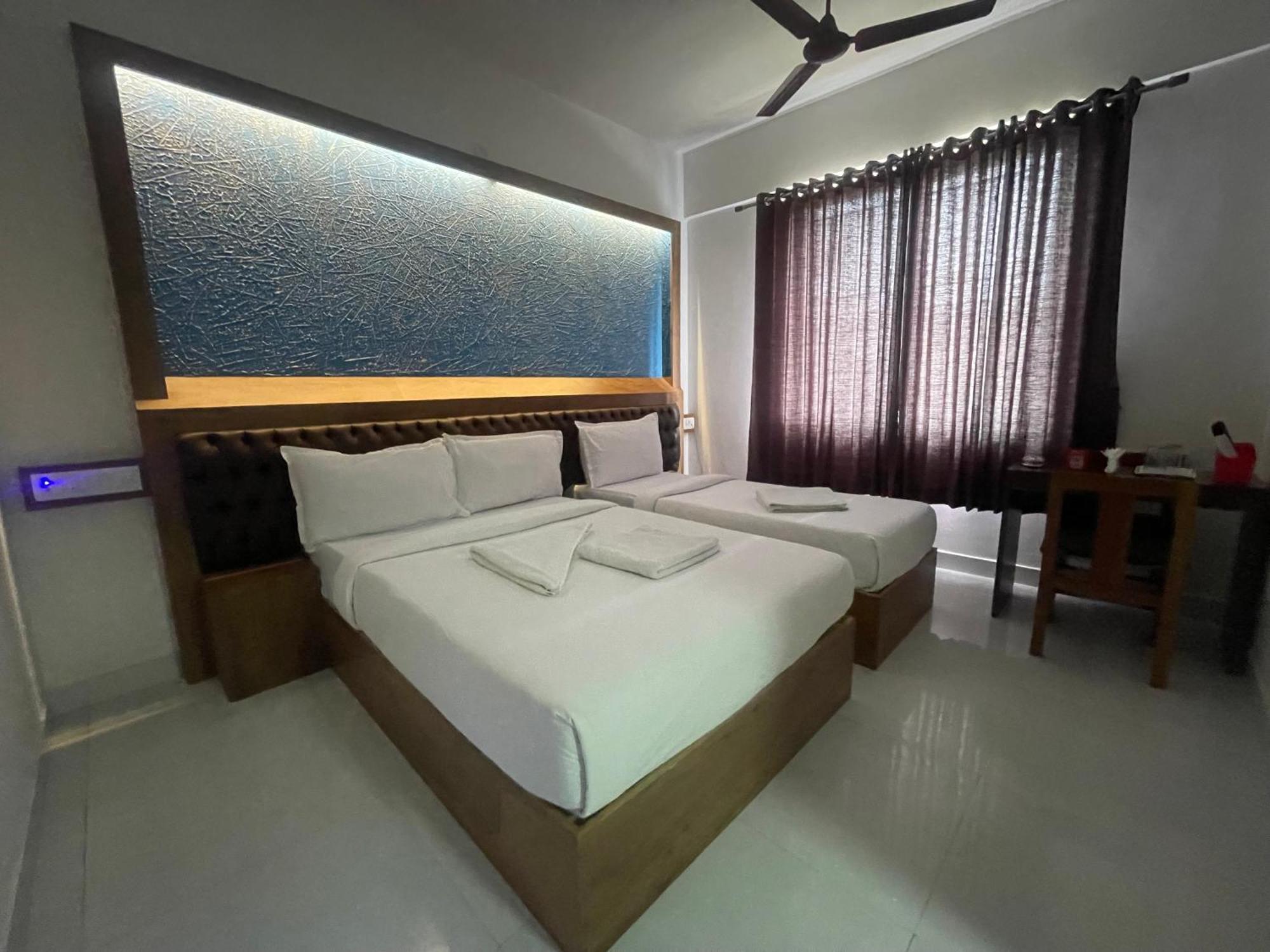 B Six Hotel Bangalore Exterior photo